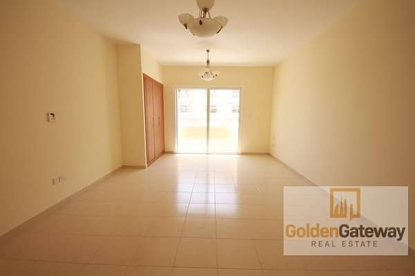 Very bright | Community view | Mid floor Very bright | Community view | Mid floor