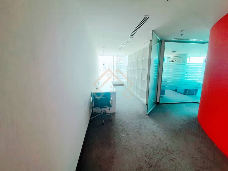6 Specious office| with Burj  khalifa  view |Rent.