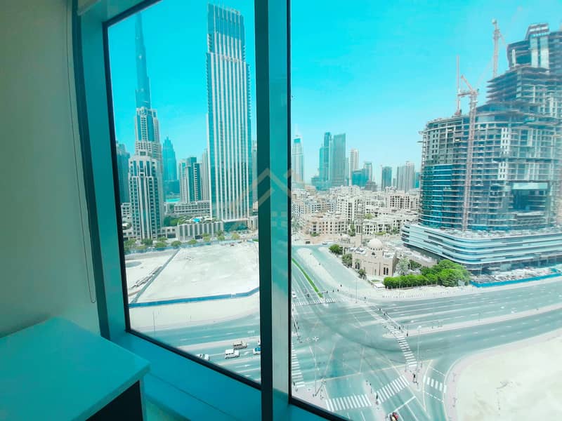 8 Specious office| with Burj  khalifa  view |Rent.