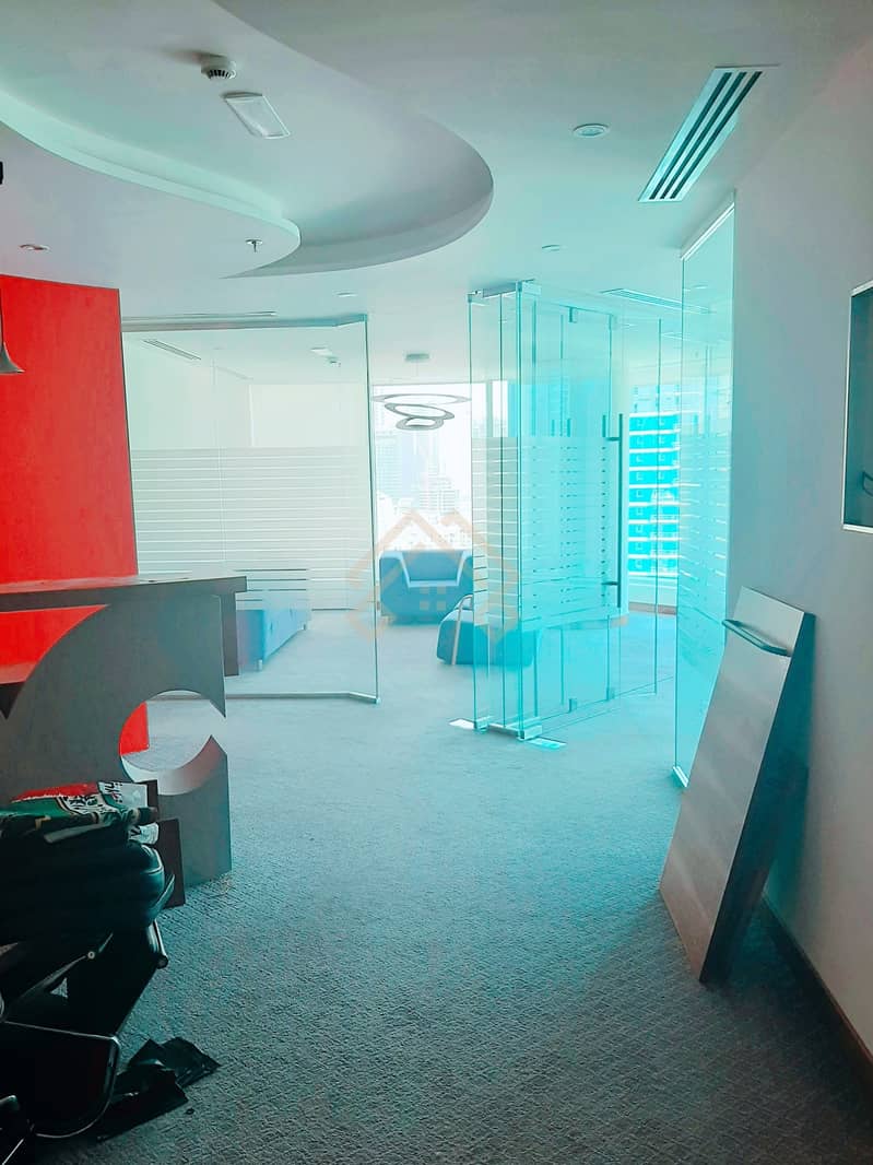 15 Specious office| with Burj  khalifa  view |Rent.
