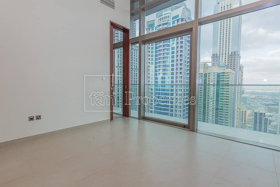 11 Astonishing 4BR Penthouse| Full Marina| Top Floor