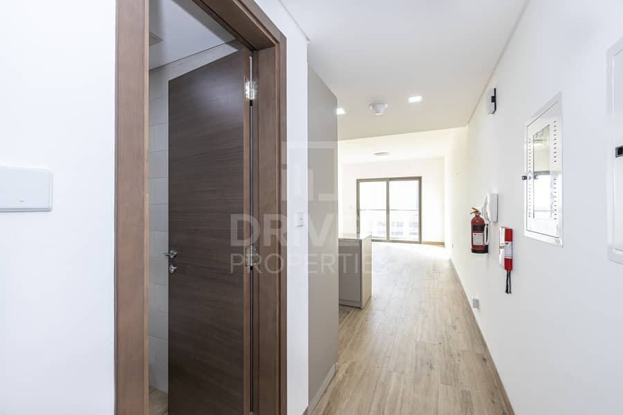 Bright | Spacious 1Bed | Ready To move in