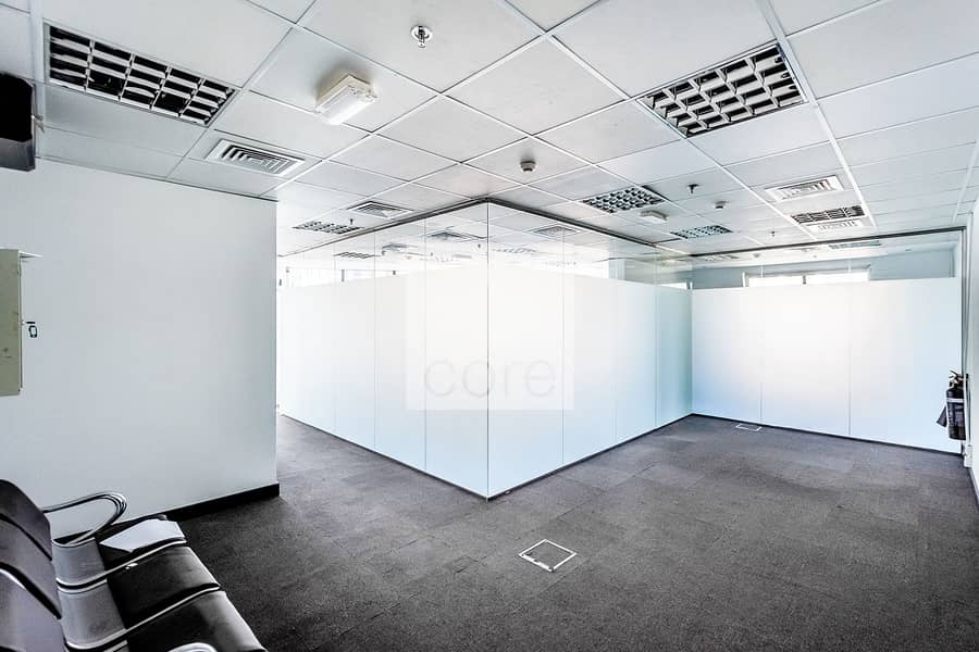 5 Fitted Unit | Glass Partitioned | High Floor