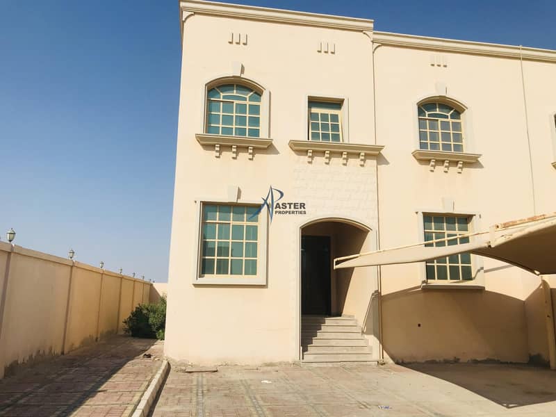 Separate Corner 5bed Villa for rent Separate Corner 5bed Villa for rent