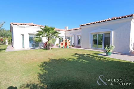Exclusive | Corner Bungalow | 4 Bedrooms Exclusive | Corner Bungalow | 4 Bedrooms