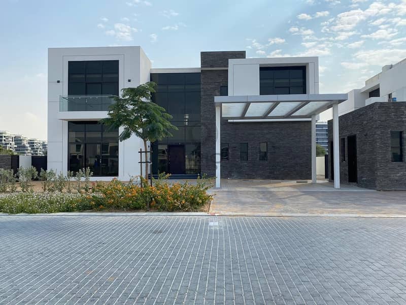 3 Villa for sale in Dubai Ready to move  in Golf course community