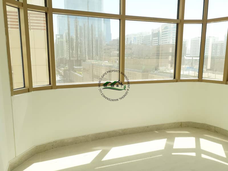 Excellent & Spacious 3BR Bedroom Apartment on Corniche