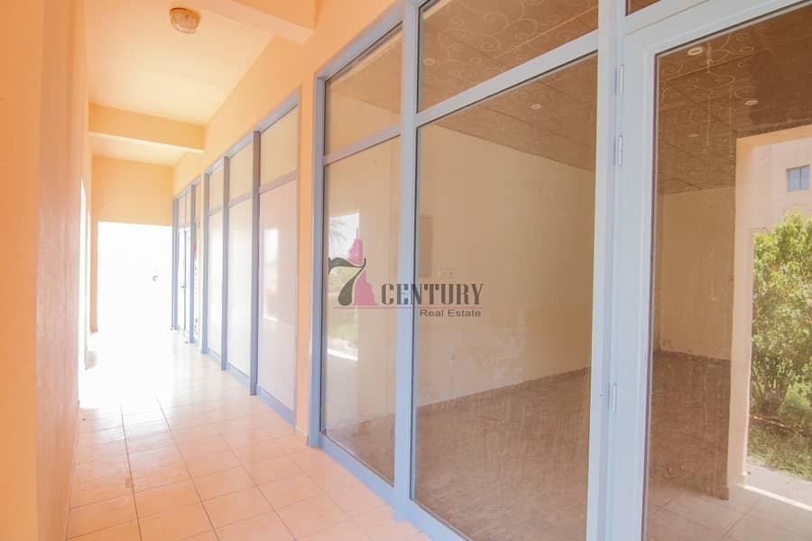 9 Fitted Retail Shop Space | With Attached Washroom