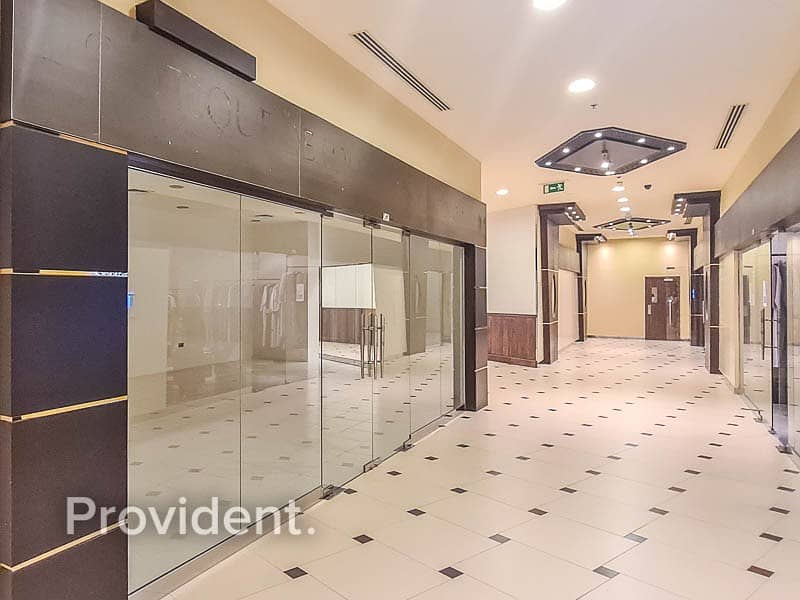 Well Fitted Retail Space - JBR - Ready To Move In