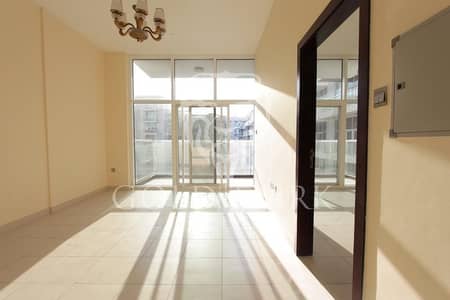 Must View|Corner Unit| Pool and Community Facing Must View|Corner Unit| Pool and Community Facing