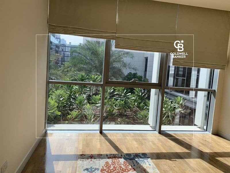 13 SPACIOUS 1 Bedroom Unit with Pool View in Citywalk