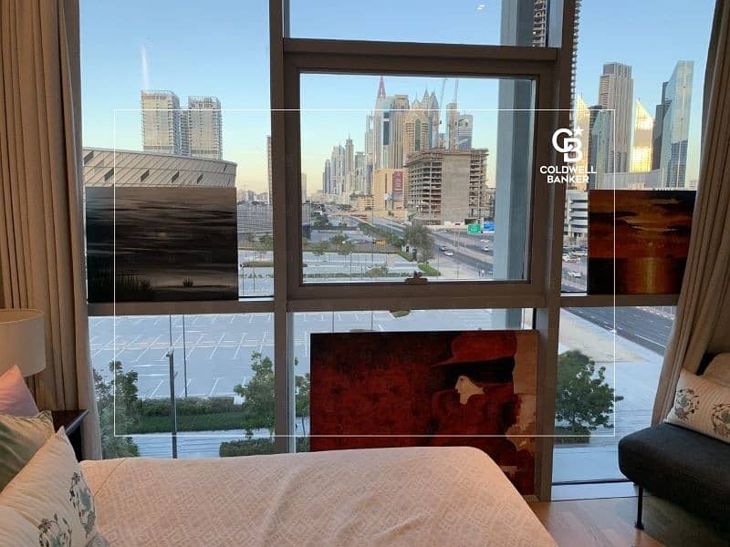 15 HUGE 2 Bedroom Unit with Arena View in City Walk. .