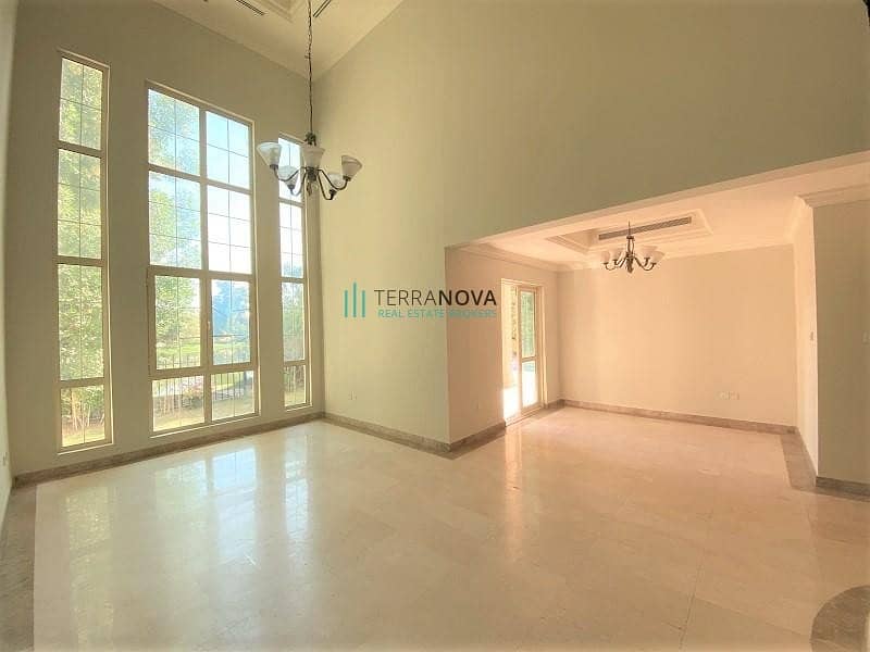 6 Entertainment Foyer | Lake View | 4 Bedroom+Maids