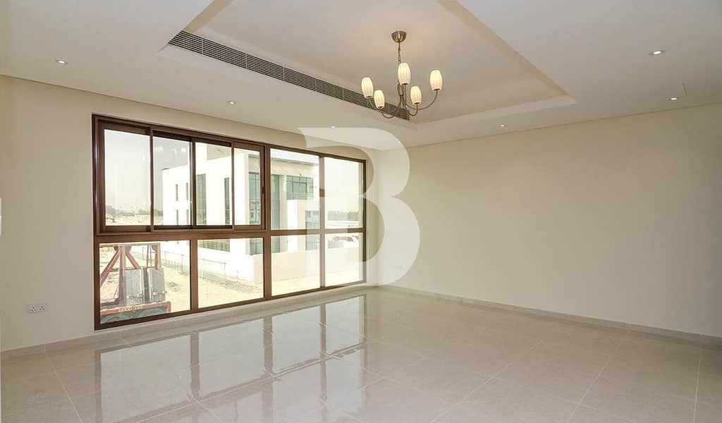 Brand new luxurious 4 Bed Villa| Hot Price l Best Deal