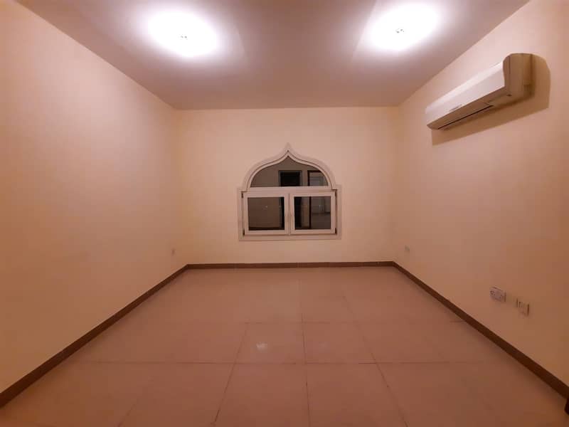 شقة في مدينة محمد بن زايد 1 غرفة 32000 درهم - 4947057