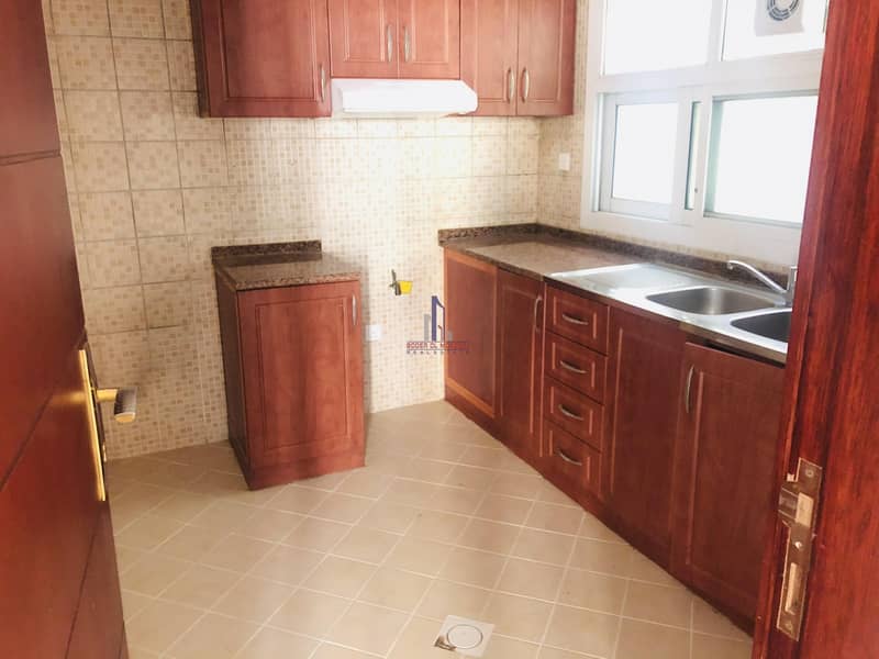 شقة في تجارية مويلح 1 غرف 27000 درهم 4947146