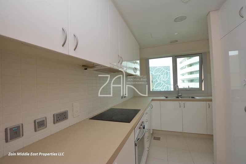 10 High Floor 3+M Closed Kitchen with Beach Access