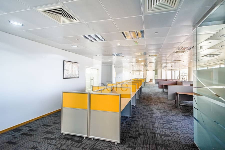 7 Fully Fitted Office | Close to Metro | DED