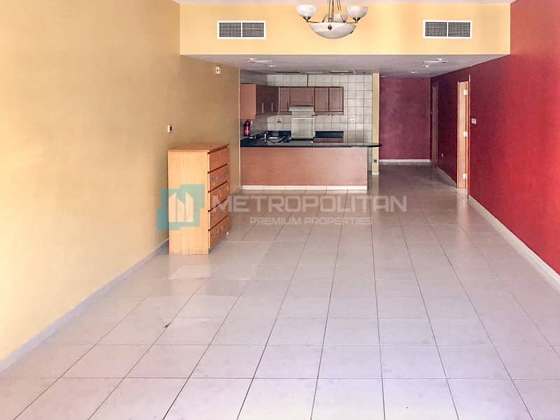 Large 1BR apartment for Yearly rent at Tuscan JVC