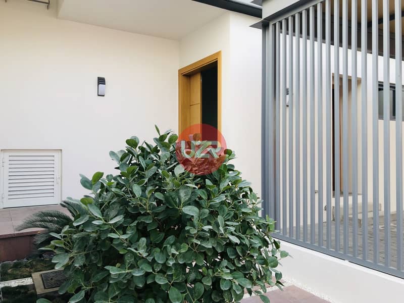 3 Bedrooms + Maids | On the Community Center 3 Bedrooms + Maids | On the Community Center