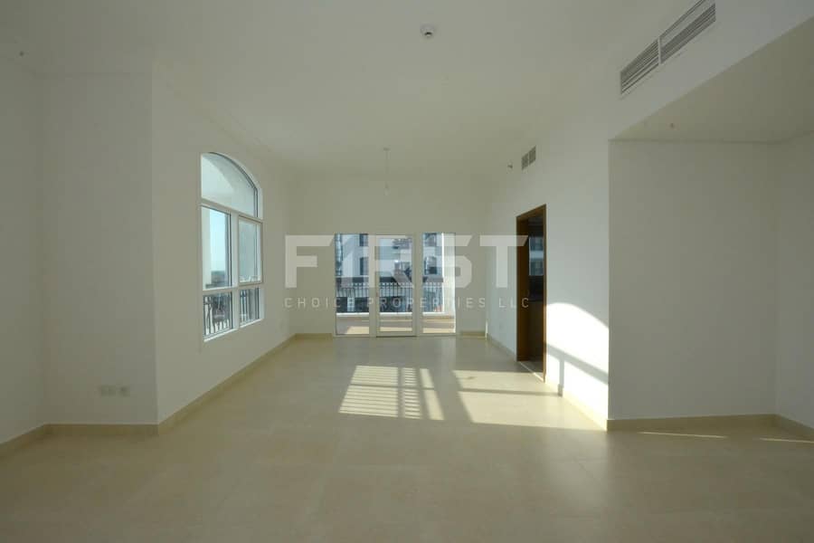 2 Superb Golf View Apartment with Rent Refund.