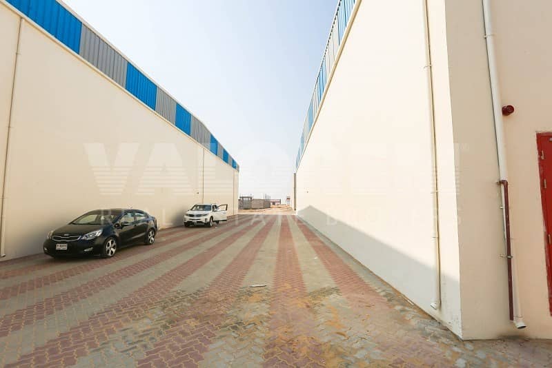 11 Brand New 240Kw Electric Power Warehouse for rent in UAQ