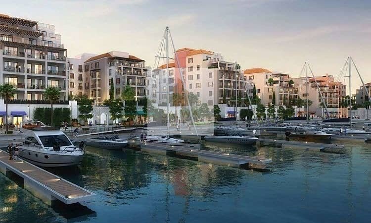 Luxury Living in Jumeirah | Next to the Sea | Freehold