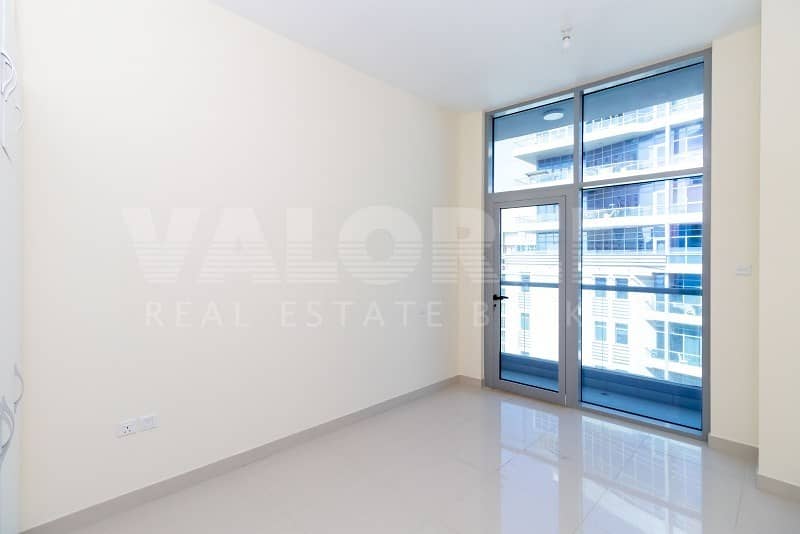 9 High floor | Well Maintained | Marina View | Bright