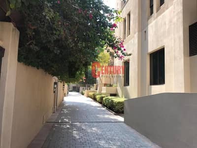 Unfurnished 2 BR + Study Well Maintained Unfurnished 2 BR + Study Well Maintained