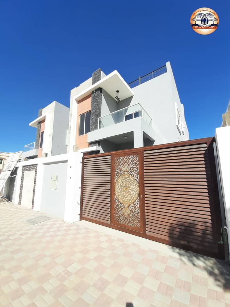 Villa for sale in Ajman, Al Mowaihat area, two floors close to services and schools, with the possibility of bank financing
