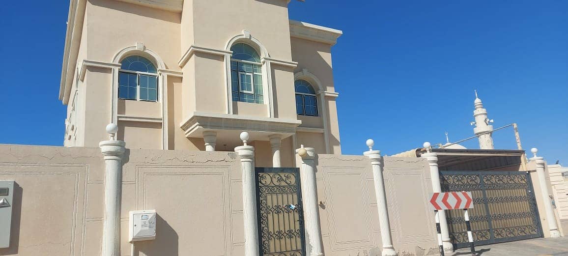 Double story 4 bedroom hall villa for rent in Al Jazzat