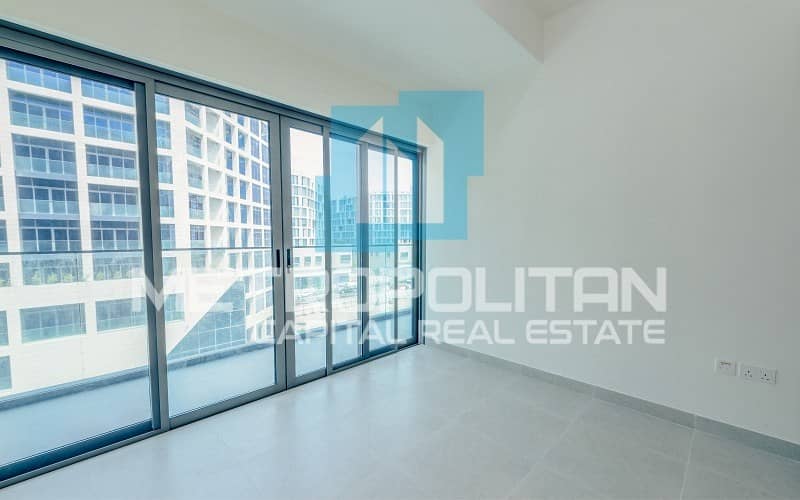 3 Hot Deal| Huge Balcony| Prime Location| Great View