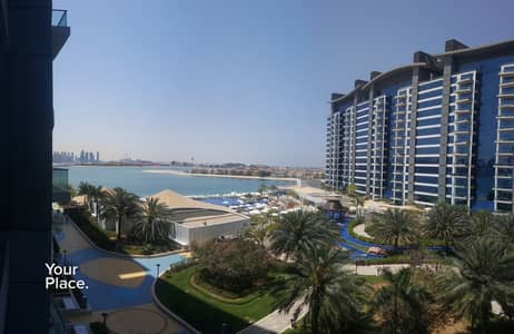 Park Facing - Beach and Bar Access Park Facing - Beach and Bar Access