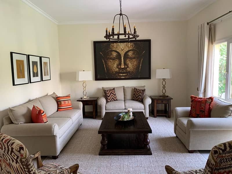 Cozy 3BR plus Maid Villa with Large Plot Size Cozy 3BR plus Maid Villa with Large Plot Size