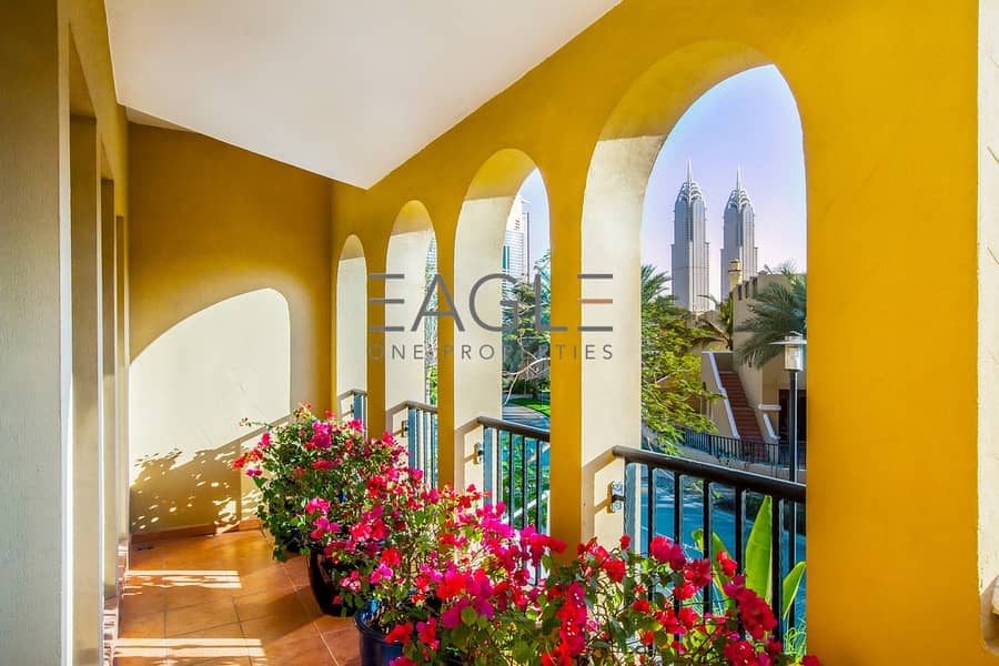 Luxury 3 BR Villa in Al Sufouh | Great Location | Maids Room