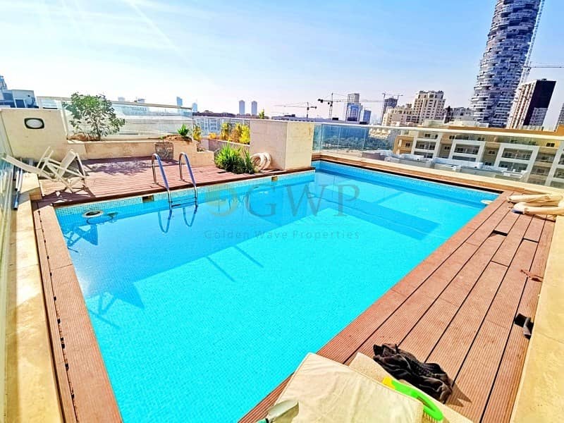 Enjoy Private Pool On A Unique Funkey Triplex With Huge Terrace