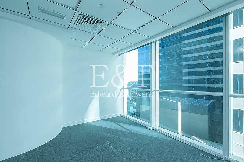 7 Fully Fitted Office with Partitions in SZR