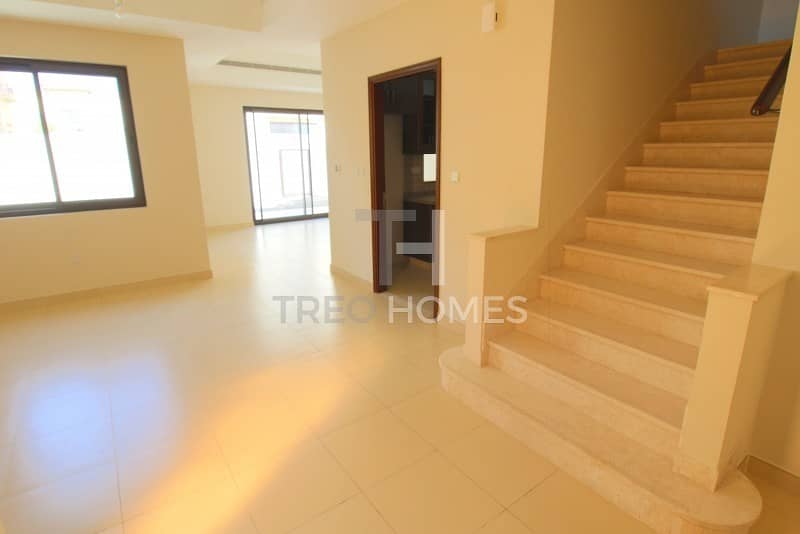 Semi detached 2E | Close to Pool & Park Semi detached 2E | Close to Pool & Park