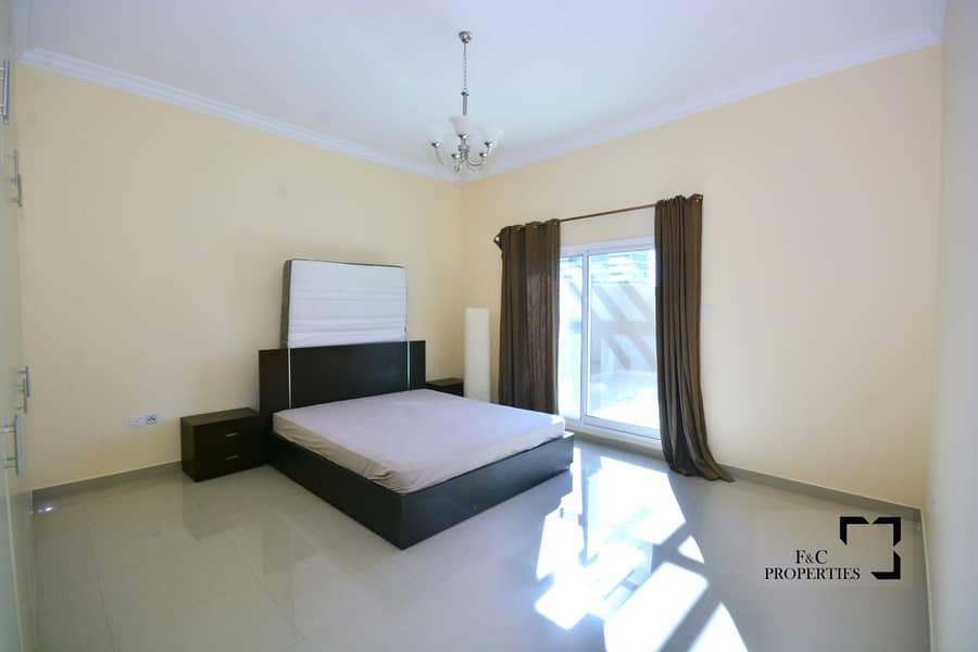 13 Furnish |1Bed Penthouse | Chiller Free| 12 Cheques