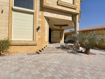 AMAZING VILLA FOR SALE IN NAD ALHammr