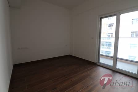 Near Metro Station/Spacious Layout/Vacant Near Metro Station/Spacious Layout/Vacant