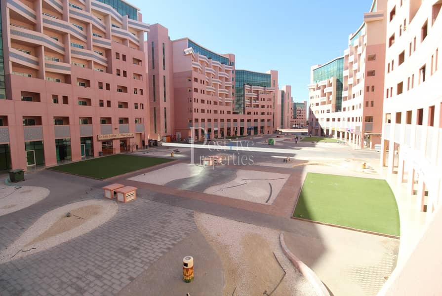 HUGE BALCONY | CLOSE TO METRO HUGE BALCONY | CLOSE TO METRO