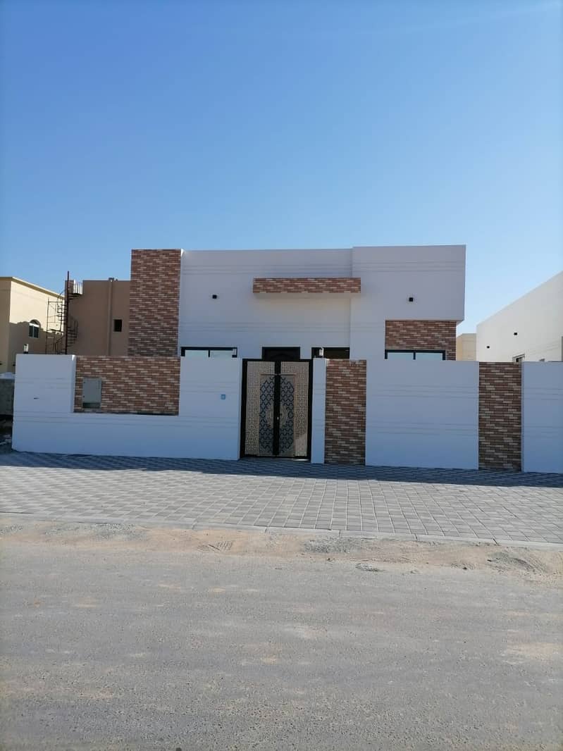 Super deluxe finishing villa with a very excellent location in Ajman with the possibility of bank financing