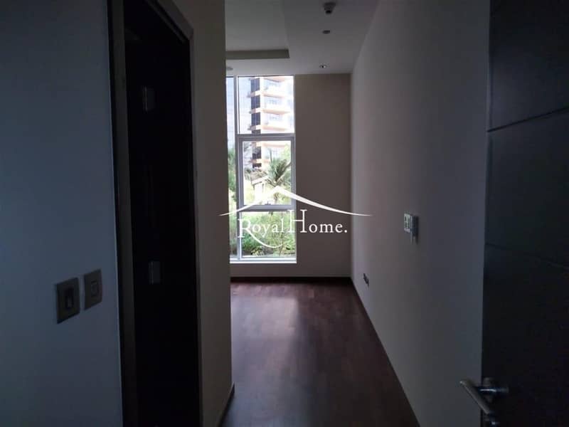 12 Fantastic 3BR+ MR+ Study + Pantry Apartment with amazing view. Vacant. Upgreded.