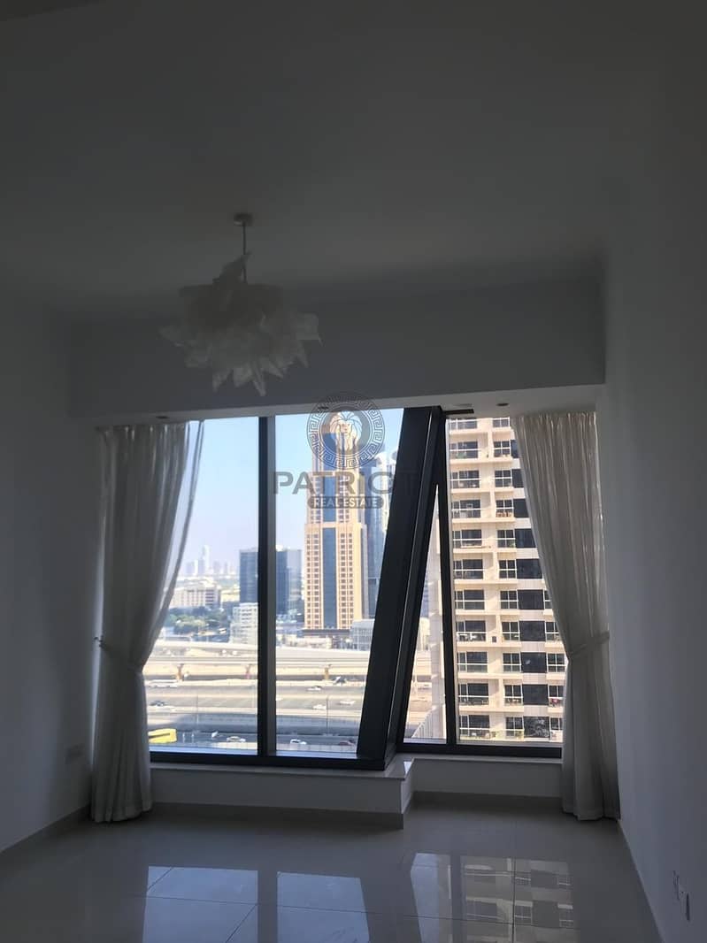 5 Silverene Tower A | One Bed | Vacant | Unfurnished