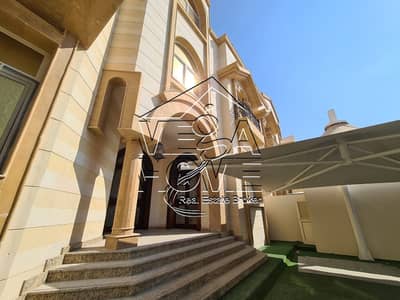 PRIVATE ENTRANCE 6MBR W/DRIVER ROOM/OUTSIDE KITCHEN PRIVATE ENTRANCE 6MBR W/DRIVER ROOM/OUTSIDE KITCHEN