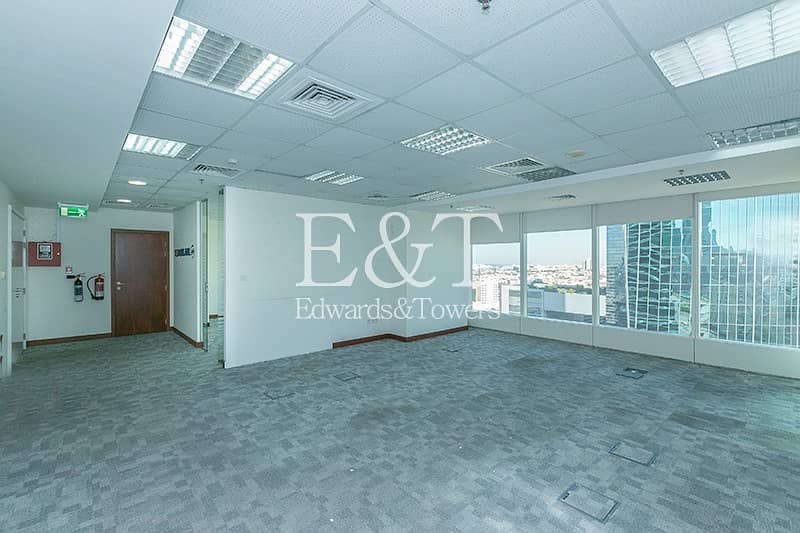 11 SHK ZD | Next to Exhibition Center and Metro