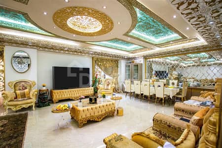 Luxury // Upgraded // Spacious // Renovated // Study Luxury // Upgraded // Spacious // Renovated // Study