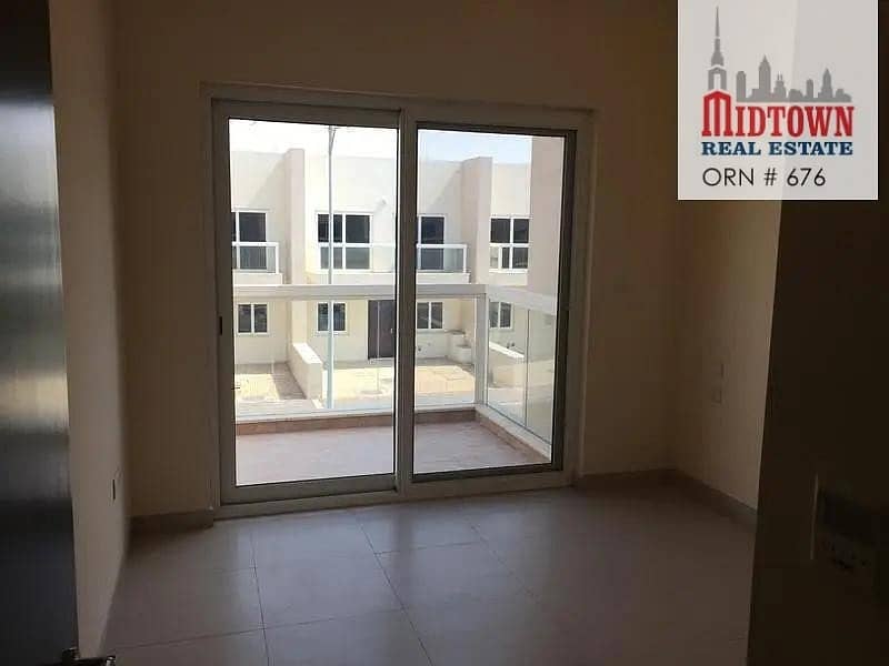 6 Best Deal! 3 bed room + Maid room | Back to Back|| Town House For Rent