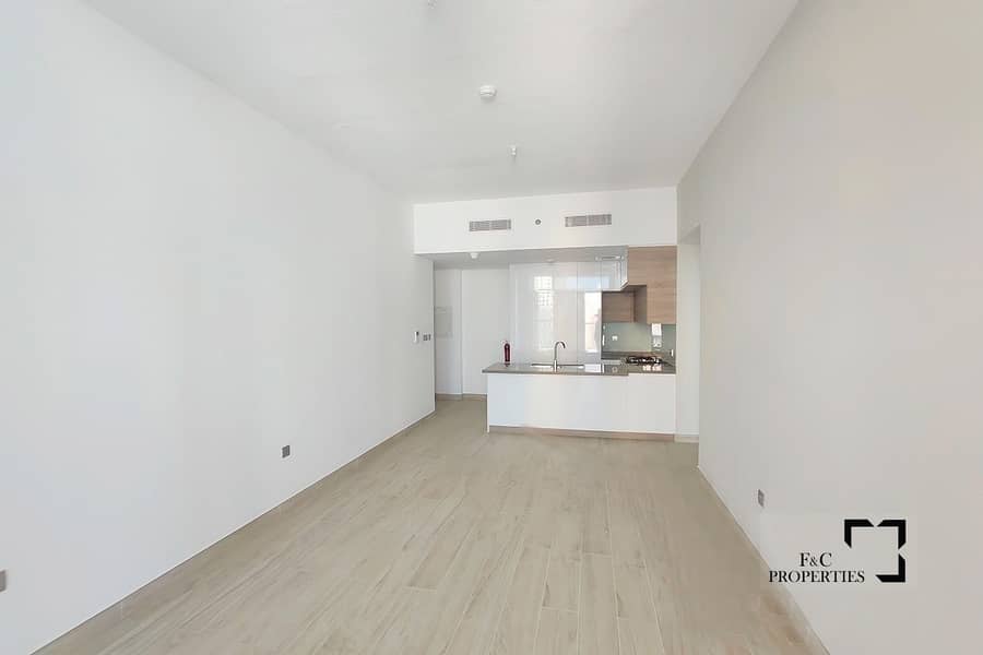 2 Marina View| Mid Floor| Big Layout| Fitted Kitchen
